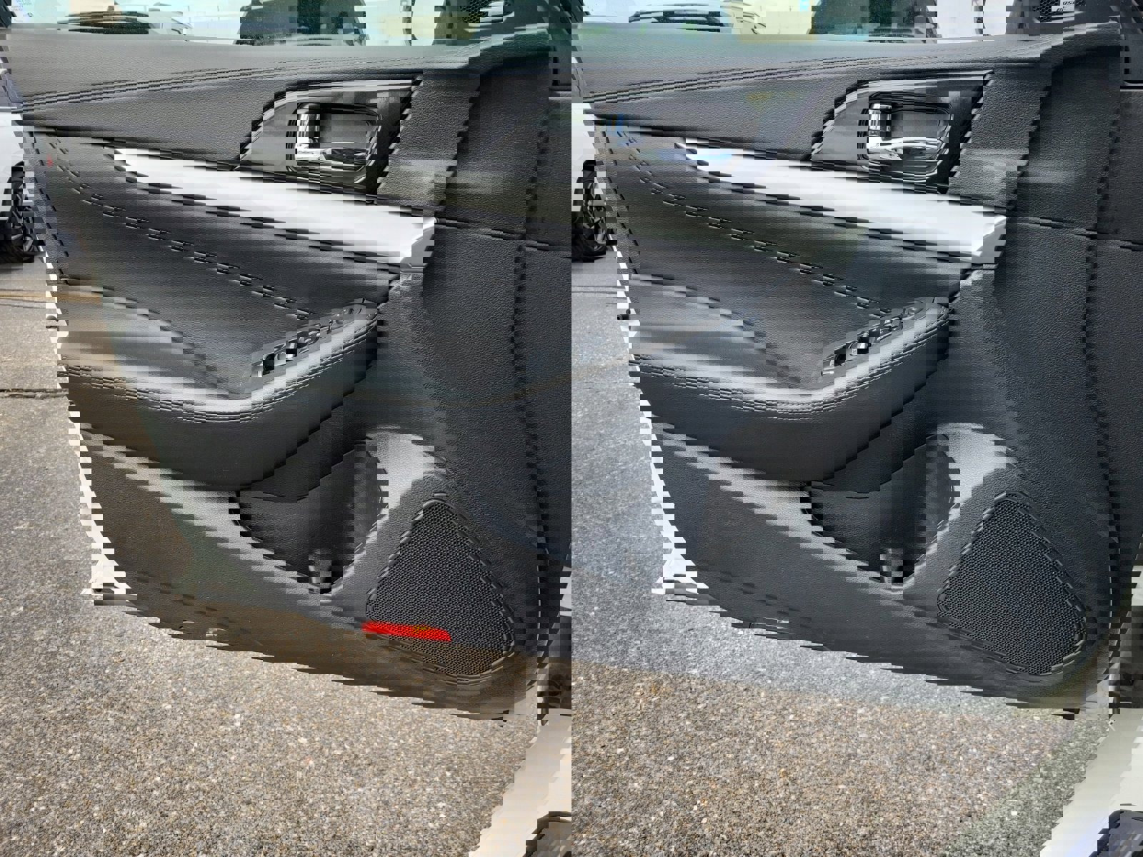 Used 2018 Nissan Maxima SR image 14