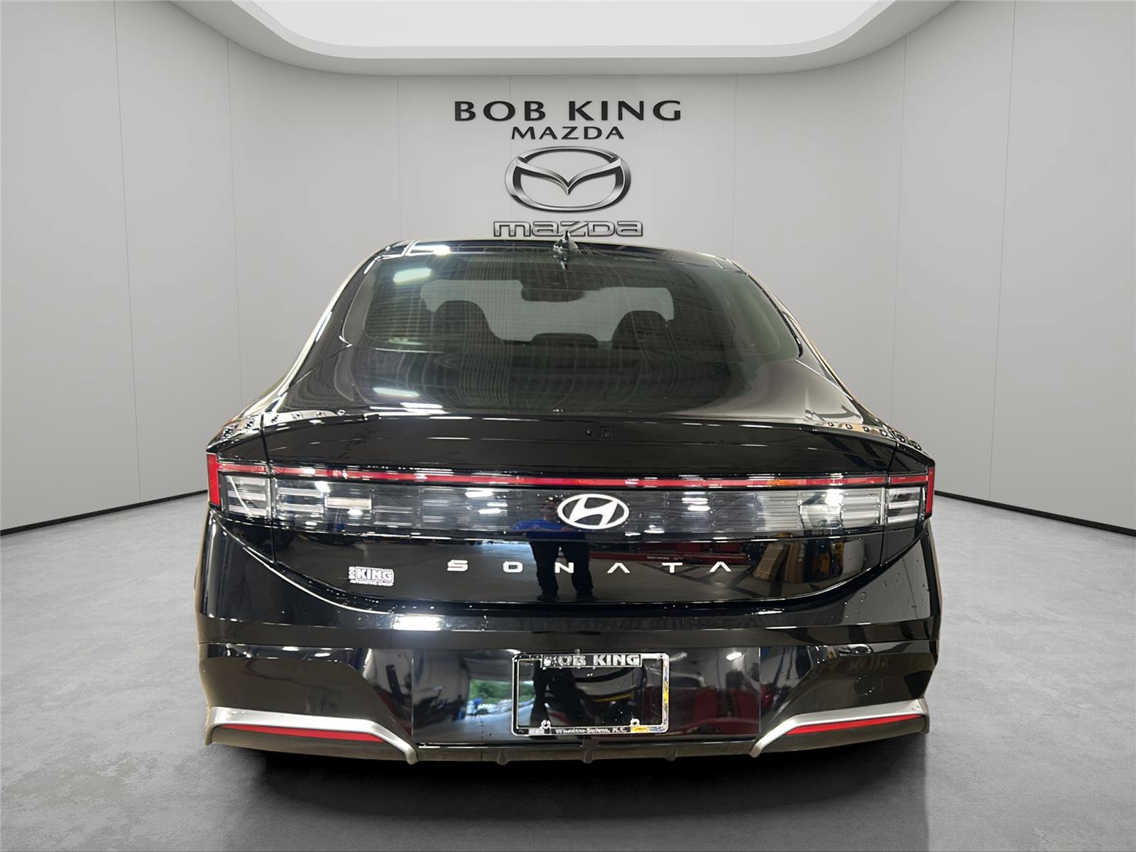 Used 2025 Hyundai Sonata SEL FWD image 4
