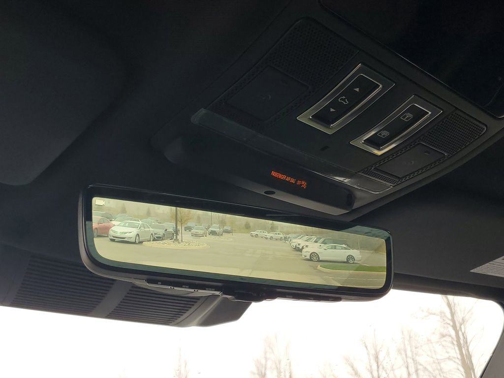 New 2026 Land Rover Defender 130 X-Dynamic SE image 23