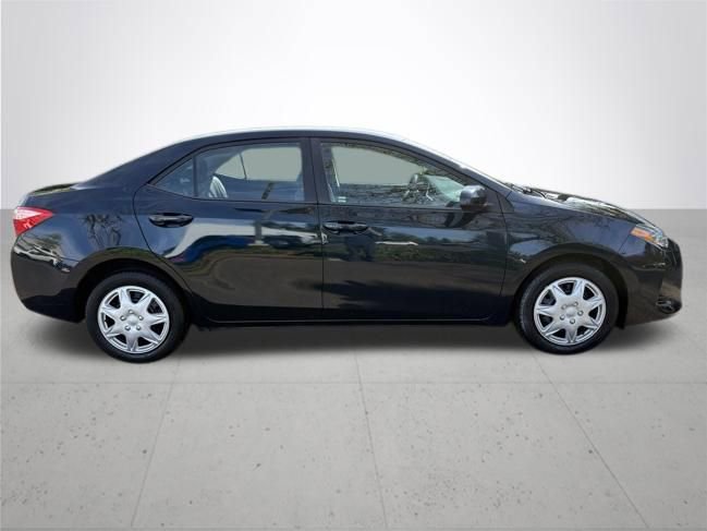 Used 2019 Toyota Corolla LE image 5