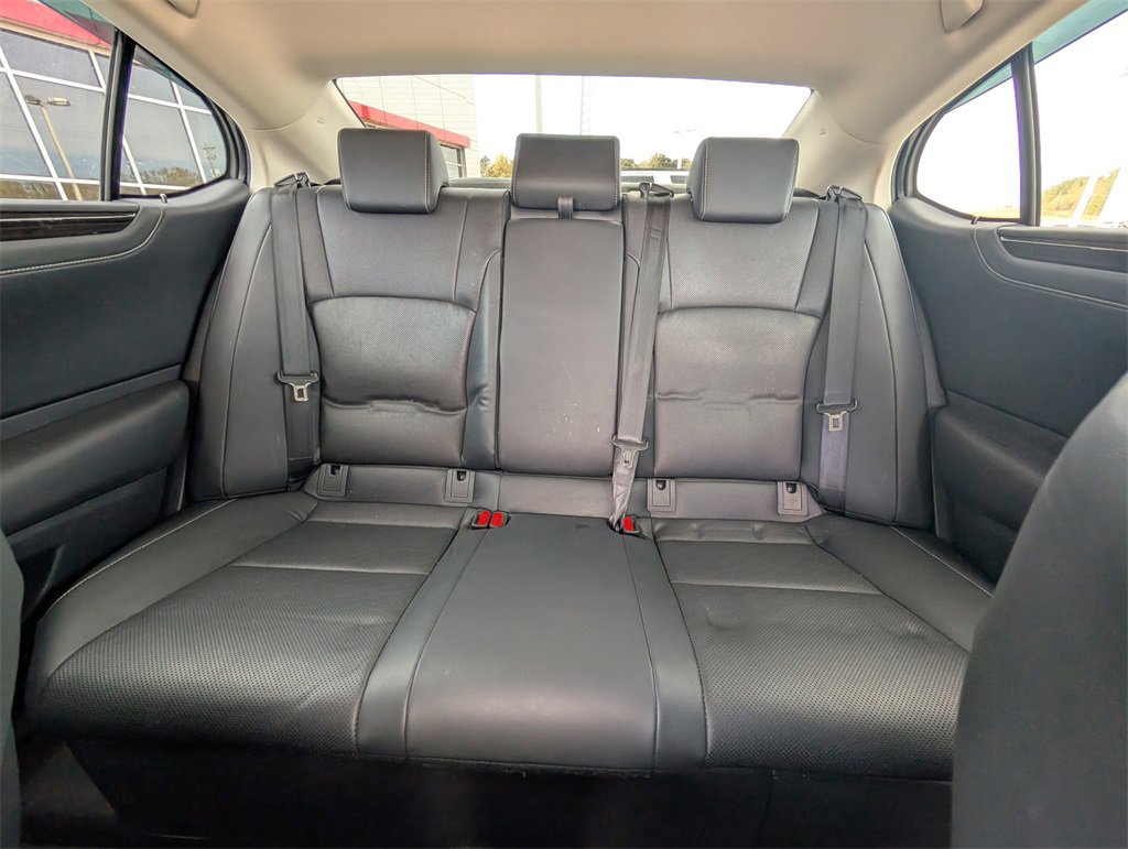 Used 2019 Lexus ES 300h image 25