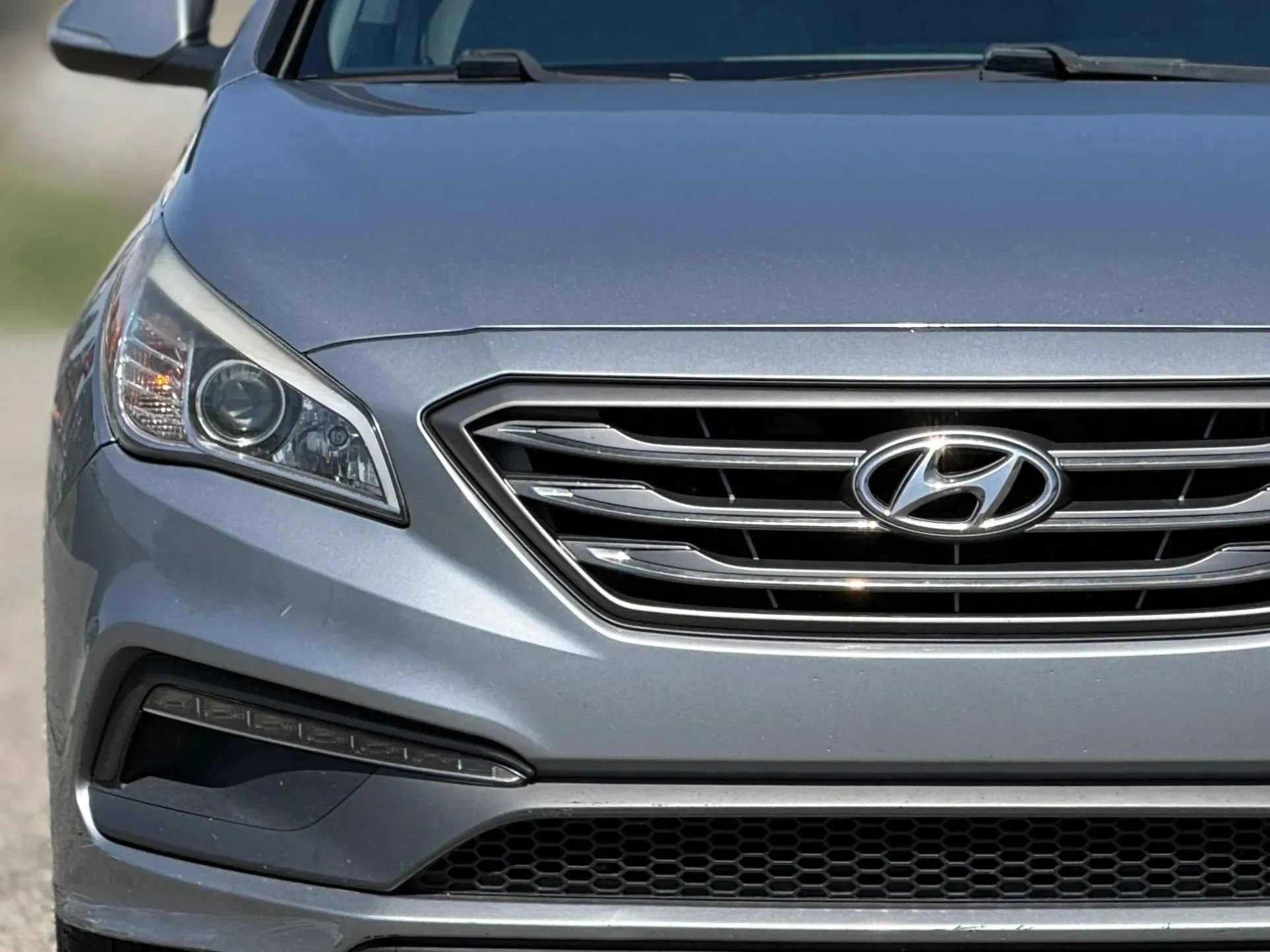 Used 2015 Hyundai Sonata Sport w/ Option Group 03 image 11