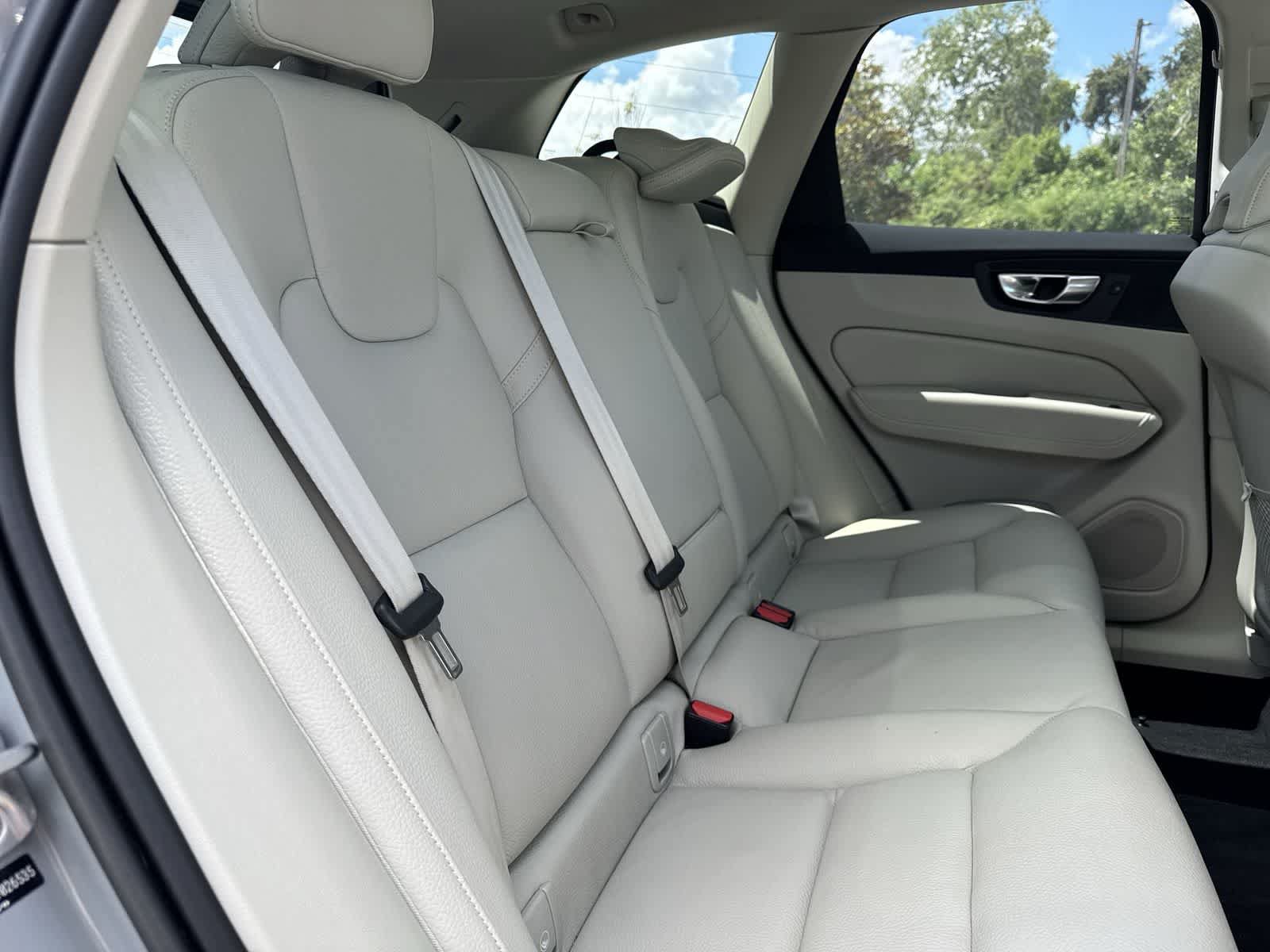 Used 2025 Volvo XC60 B5 Plus w/ Protection Package Premier AWD/4WD image 20