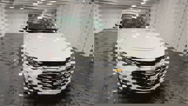 Certified 2024 Chevrolet Malibu LT image 3