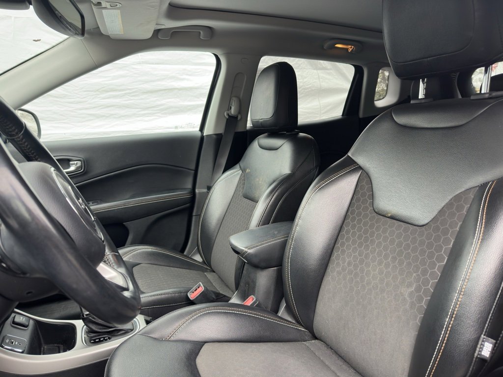 Used 2020 Jeep Compass Latitude image 10