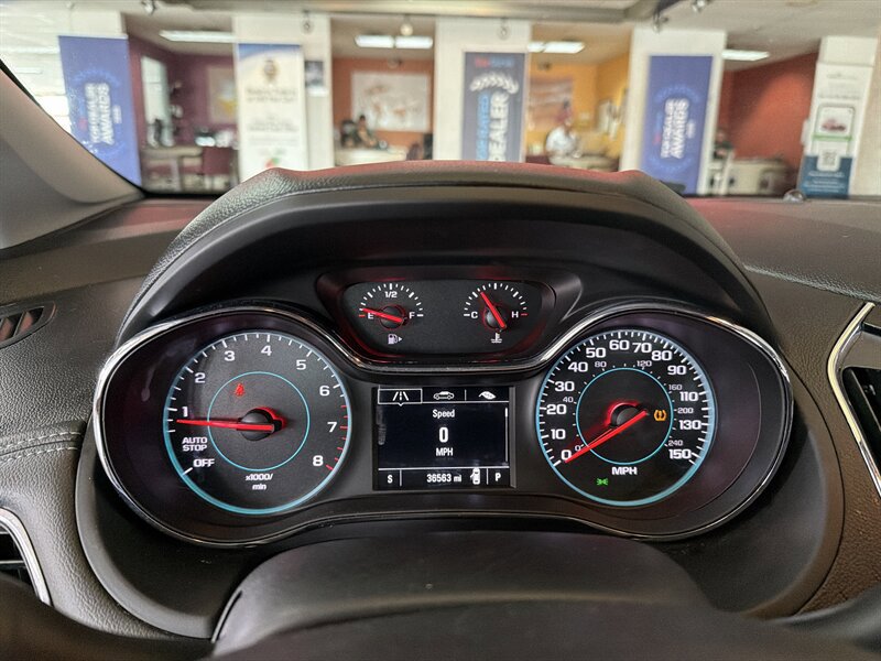 Used 2019 Chevrolet Cruze Premier FWD image 12