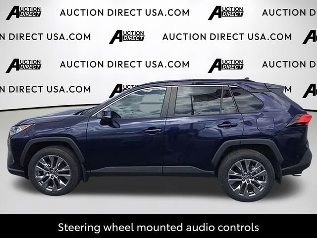 Used 2020 Toyota RAV4 XLE Premium image 3