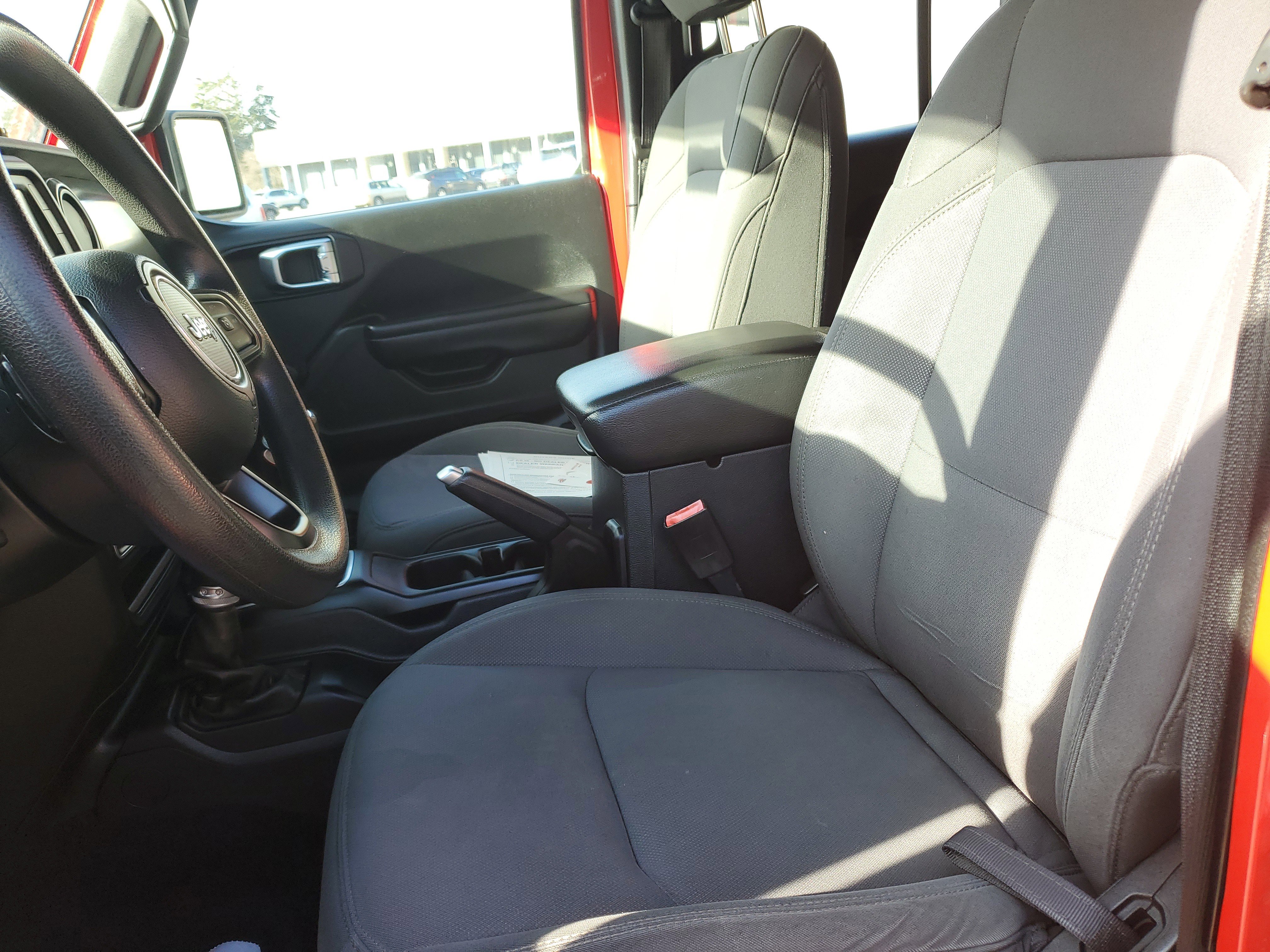 Used 2018 Jeep Wrangler Unlimited Sport image 24