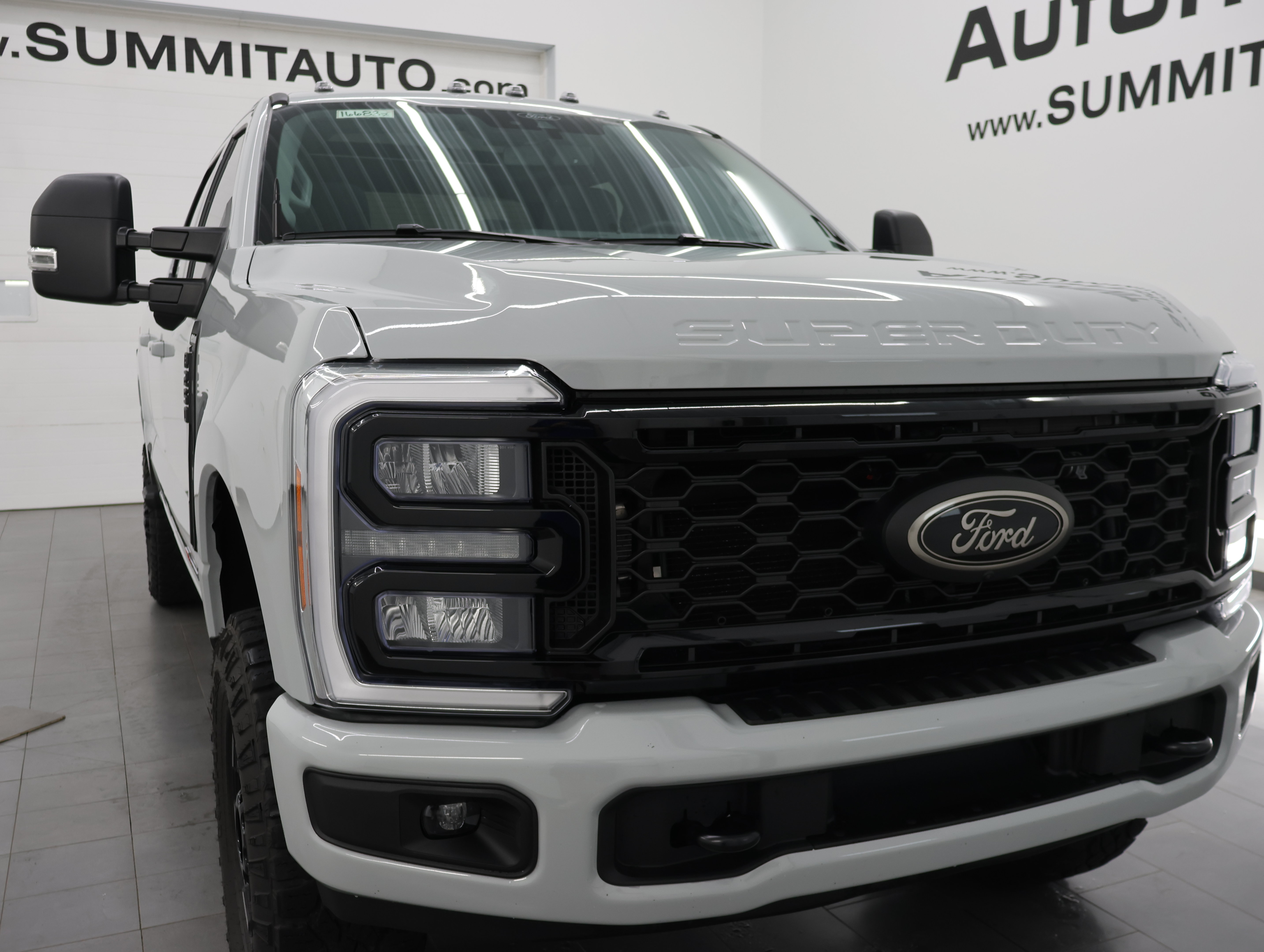 Used 2025 Ford F250 XLT w/ Black Appearance Package AWD/4WD image 25