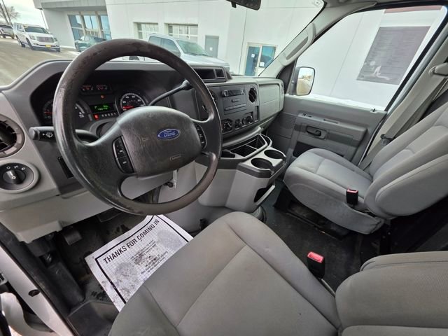 Used 2009 Ford E-150 and Econoline 150 Extended RWD image 13