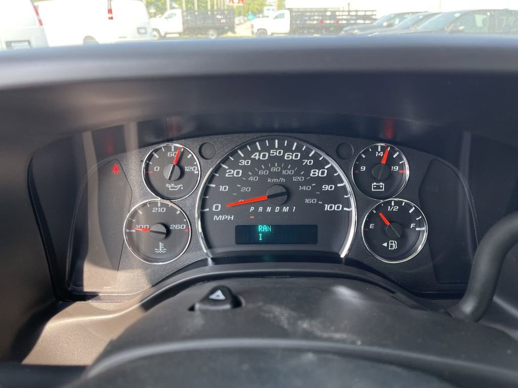 New 2025 Chevrolet Express 3500 Extended w/ Driver Convenience Package RWD image 10