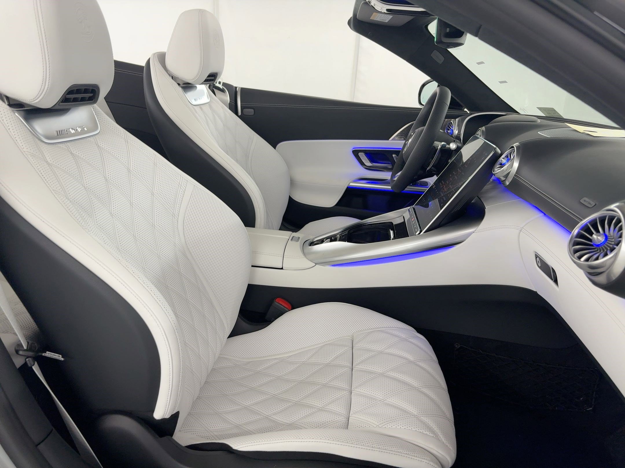 New 2026 Mercedes-Benz SL 63 AMG 4MATIC image 30