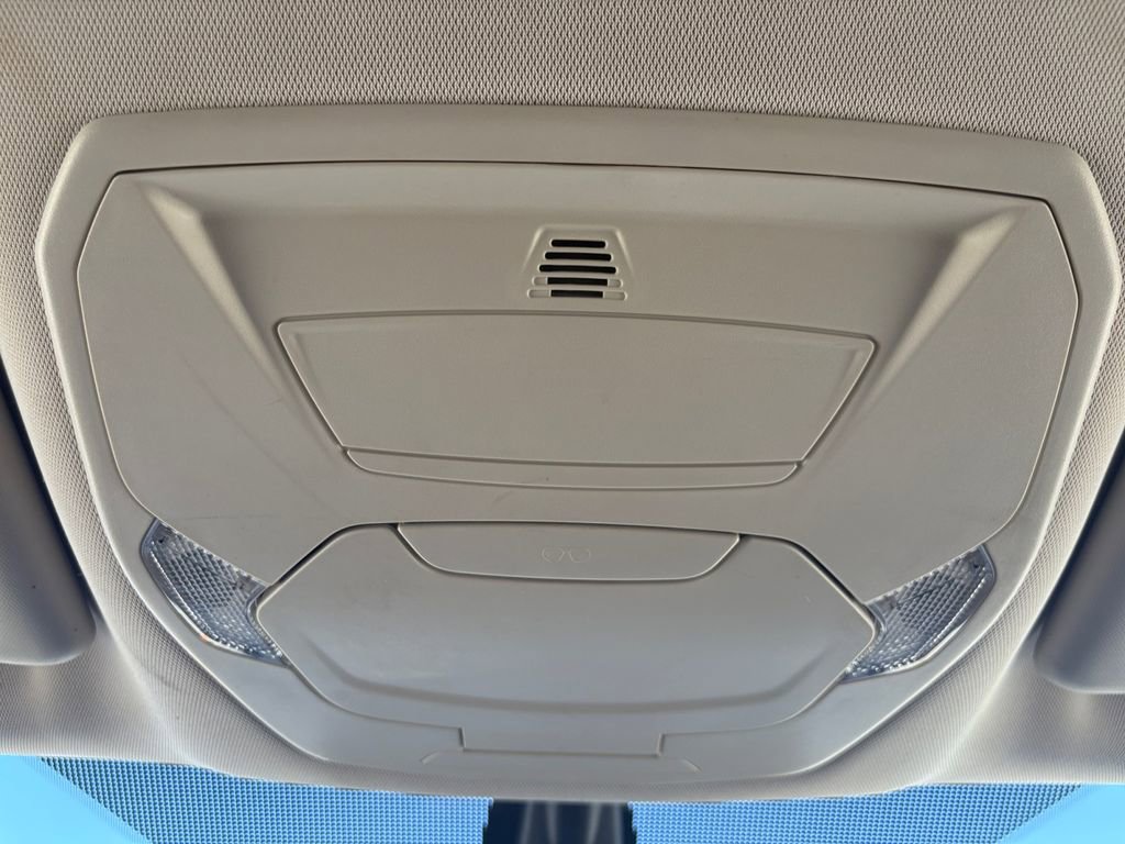 Used 2017 Ford Escape Titanium image 29