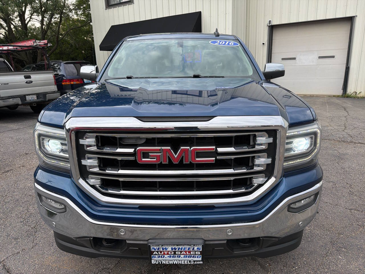 Used 2016 GMC Sierra 1500 SLT w/ SLT Premium Package AWD/4WD image 2