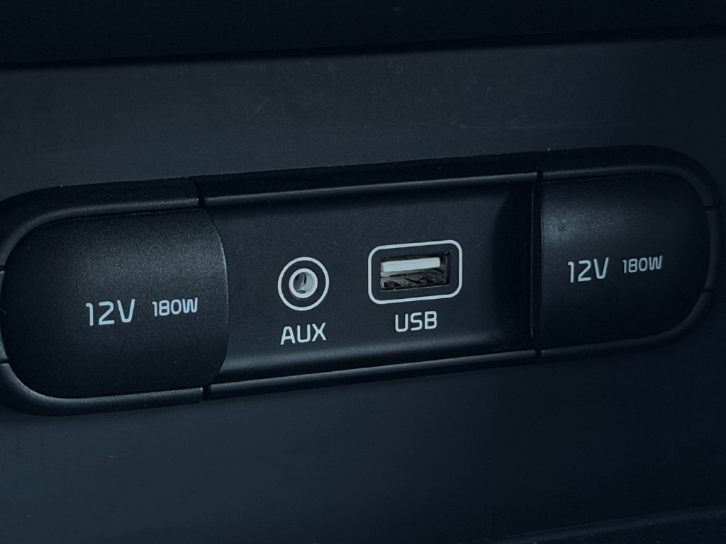 Used 2018 Kia Niro LX FWD image 13