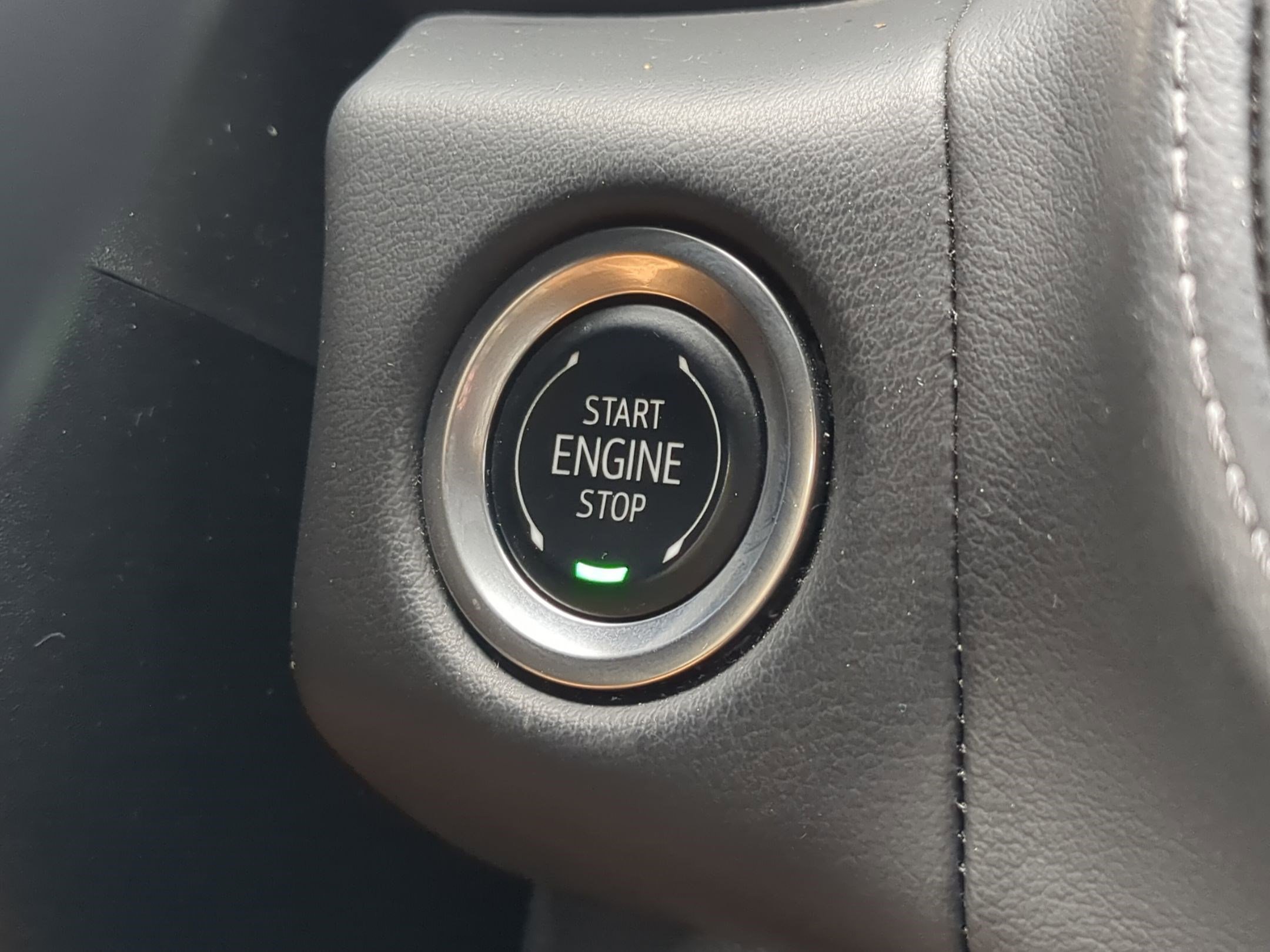 Used 2024 Chevrolet Suburban LT image 21