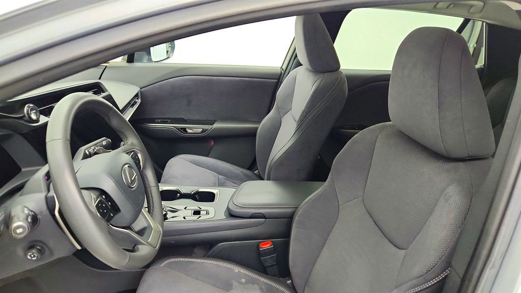 Used 2023 Lexus RZ 450e Premium w/ Accessory Package (2T) image 19
