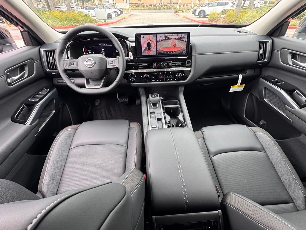 New 2026 Nissan Pathfinder SL FWD image 19