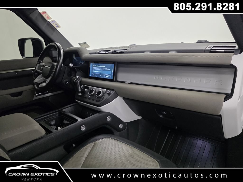 Used 2022 Land Rover Defender 110 X-Dynamic SE AWD/4WD image 12