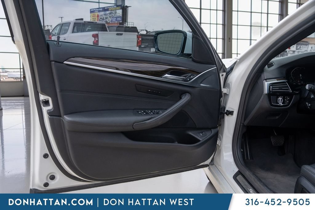 Used 2020 BMW 530i w/ Convenience Package RWD image 20