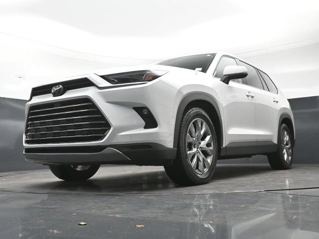 Used 2024 Toyota Grand Highlander FWD image 27