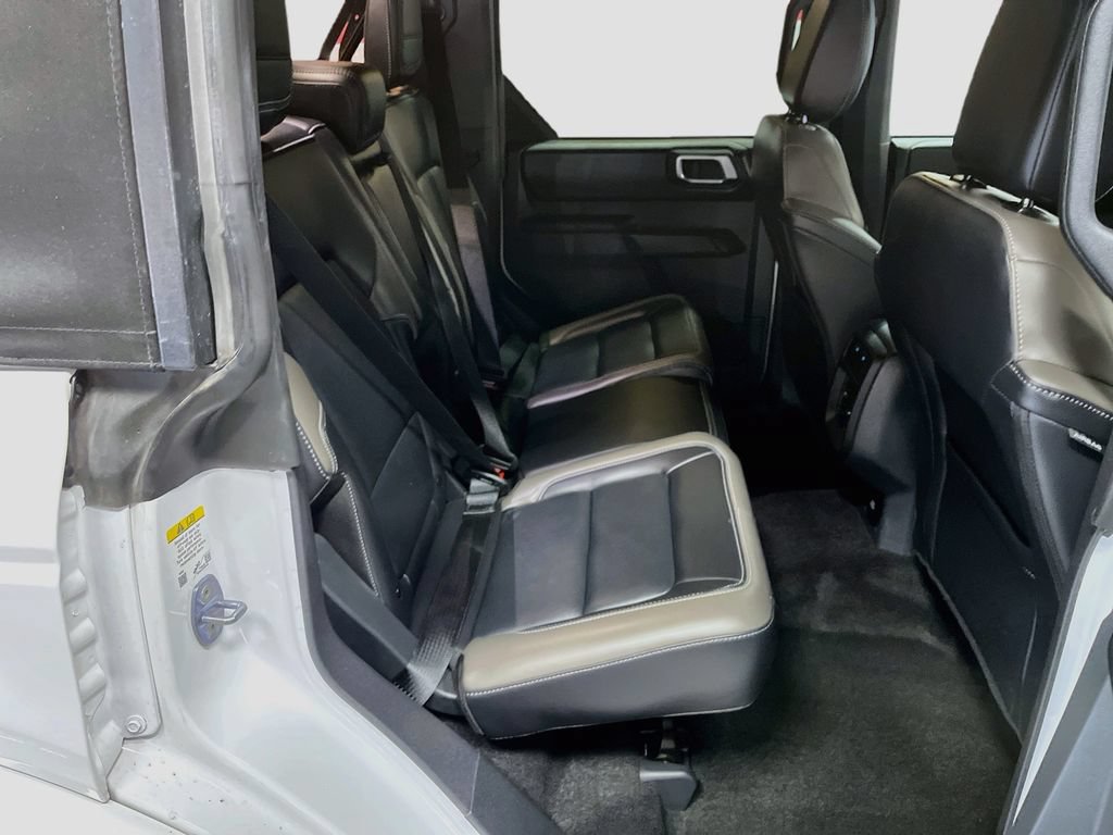 Used 2025 Ford Bronco Outer Banks AWD/4WD image 27