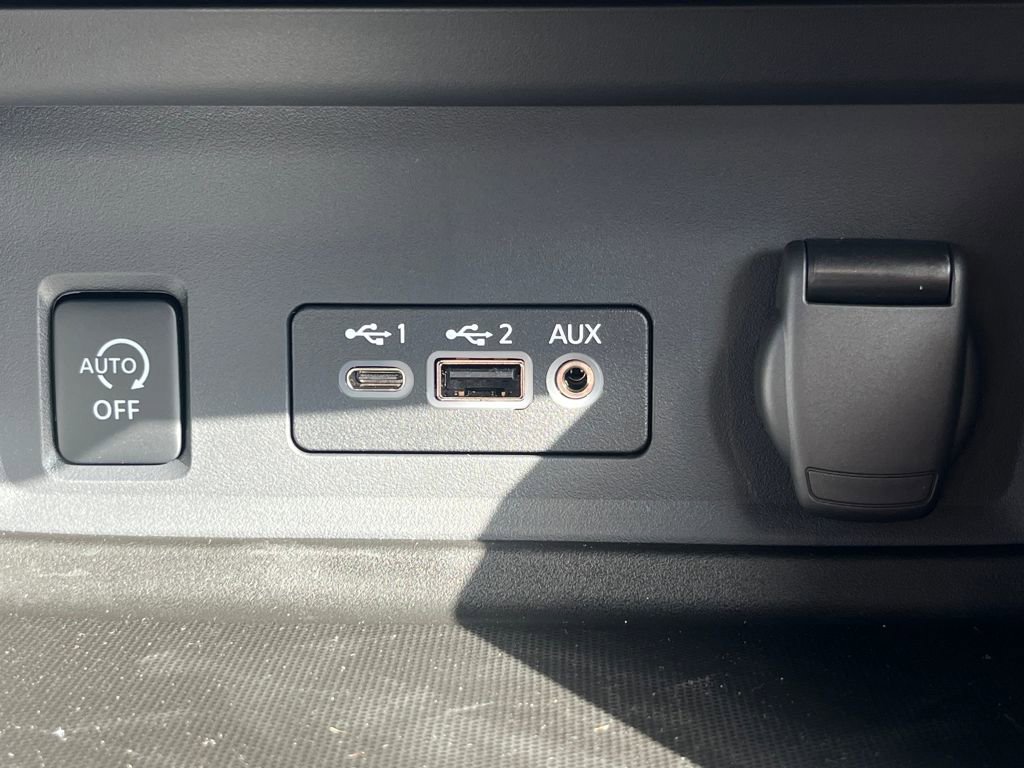 New 2025 Nissan Sentra SV image 26