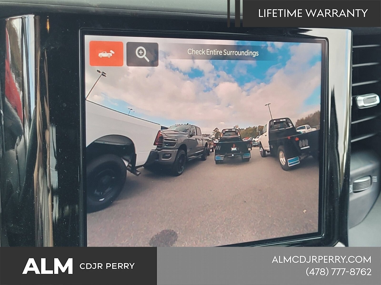 New 2025 RAM 4500 Tradesman AWD/4WD image 19