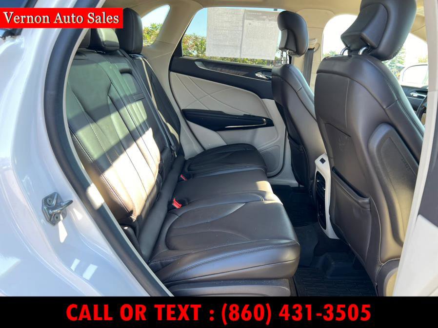 Used 2019 Lincoln MKC Reserve w/ MKC Climate Package image 14