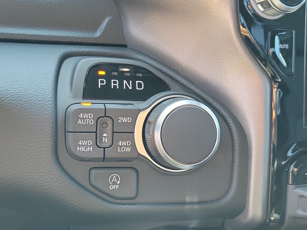 New 2026 RAM 1500 Big Horn AWD/4WD image 20