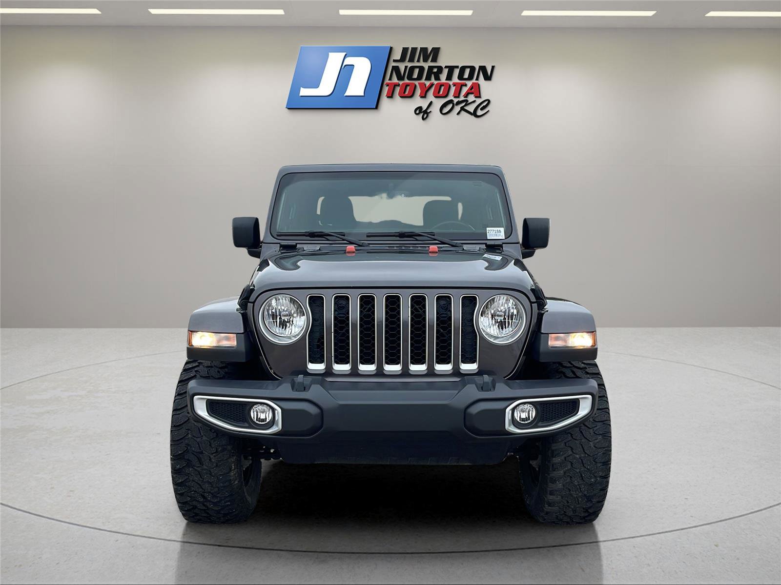 Used 2021 Jeep Gladiator Overland w/ Popular Equipment Package image 2