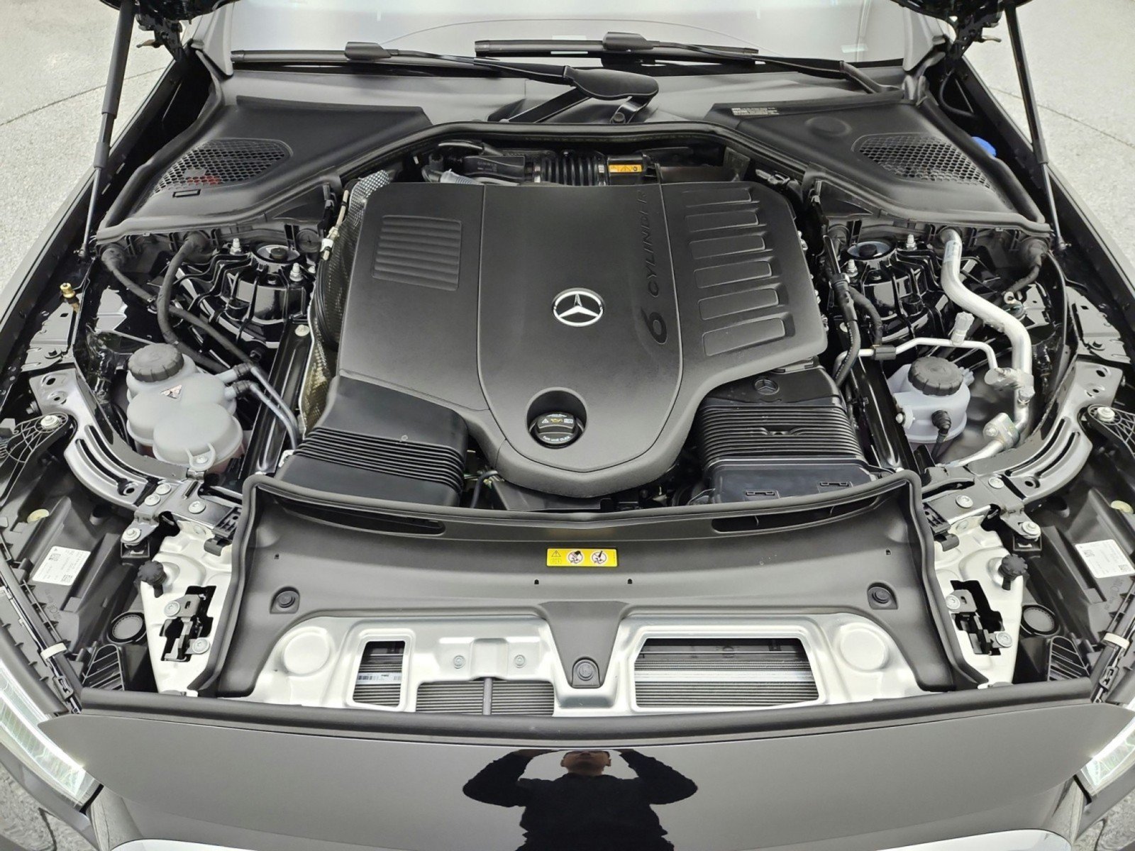 New 2027 Mercedes-Benz E 450 4MATIC Sedan image 12