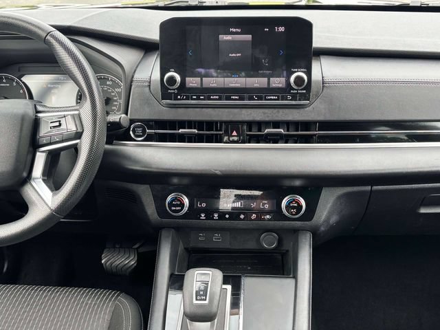 Used 2023 Mitsubishi Outlander ES FWD image 22