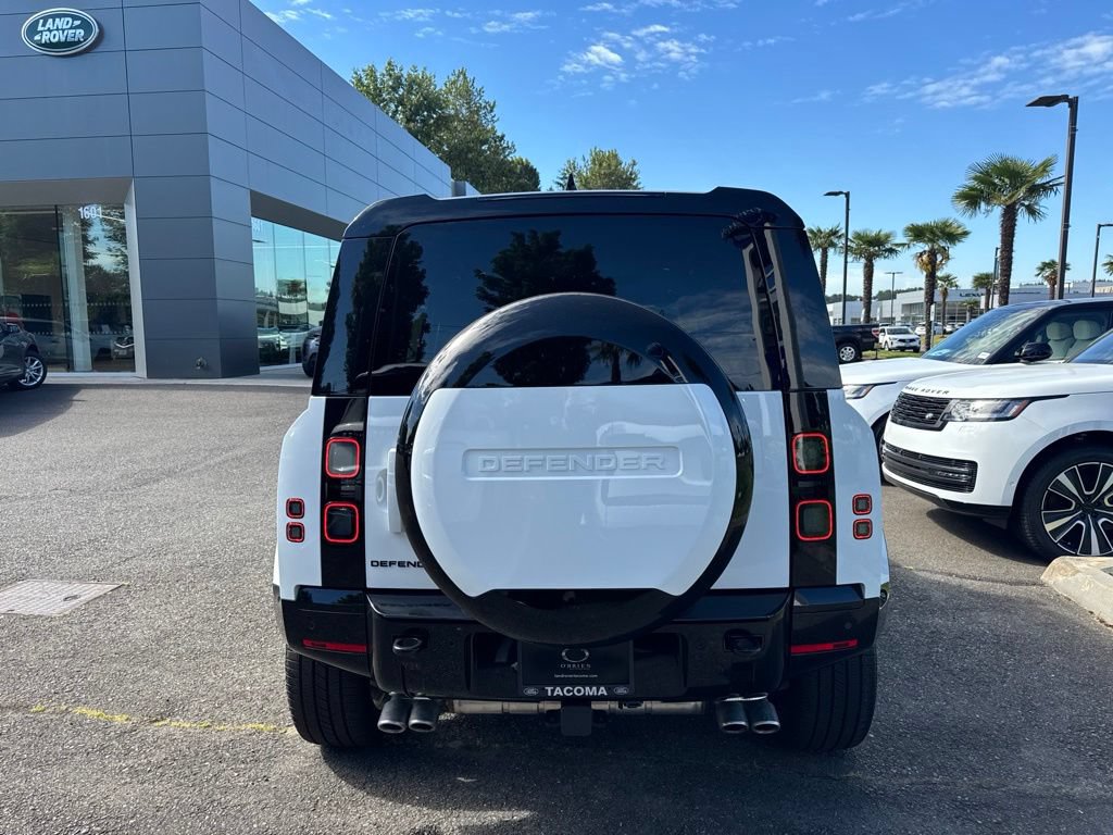 New 2026 Land Rover Defender 110 X-Dynamic SE AWD/4WD image 6