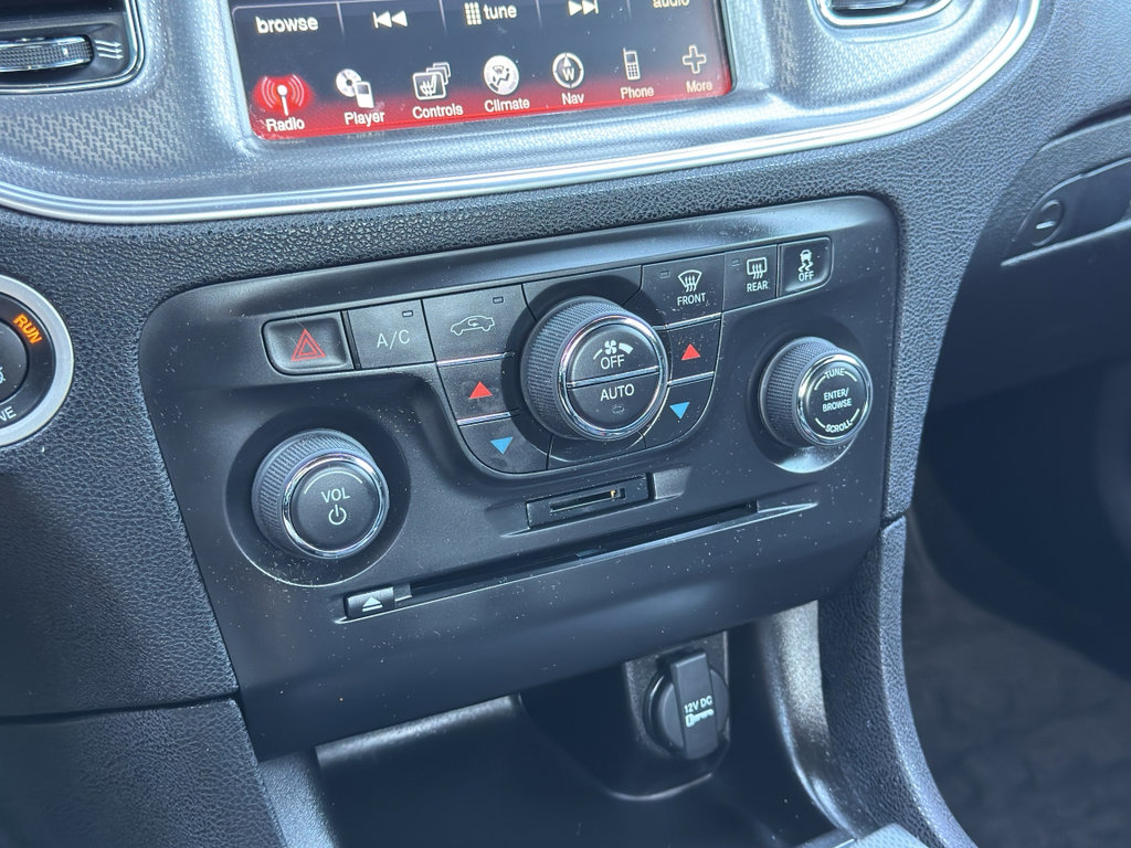 Used 2011 Dodge Charger R/T RWD image 22