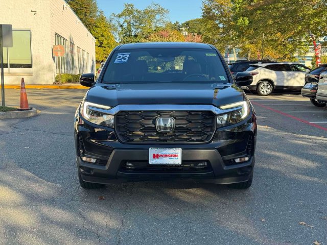 Used 2023 Honda Passport EX-L image 2