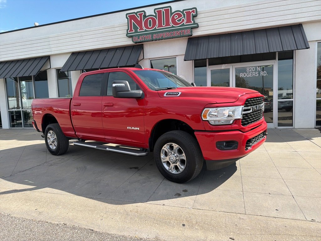Used 2024 RAM 2500 Big Horn w/ Sport Appearance Package image 3