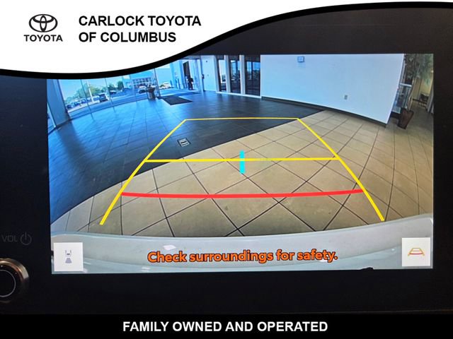 Used 2025 Toyota Camry SE w/ Convenience Package FWD image 27