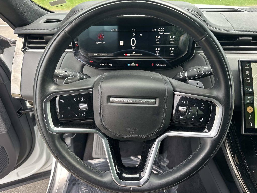 Used 2025 Land Rover Range Rover Sport SE AWD/4WD image 23
