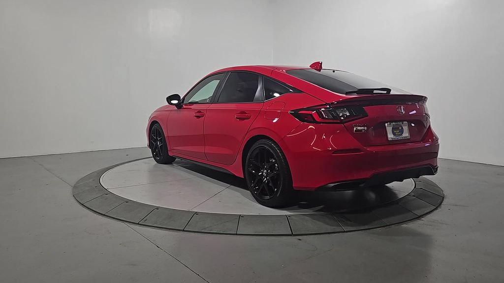 Used 2025 Honda Civic Sport image 3