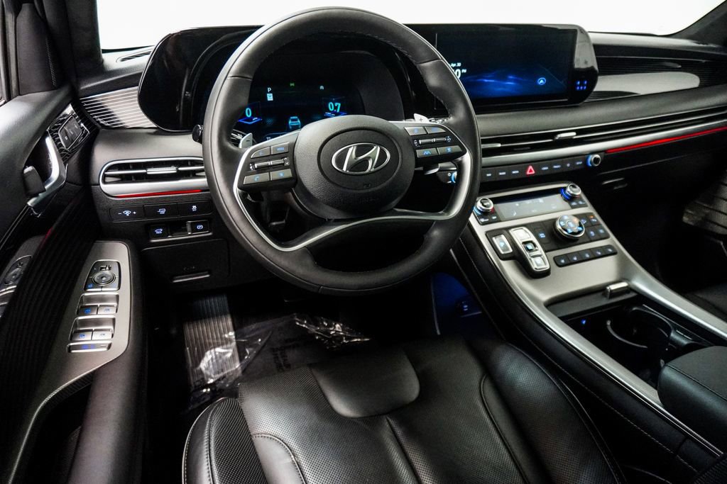 Used 2025 Hyundai Palisade Calligraphy AWD/4WD image 16