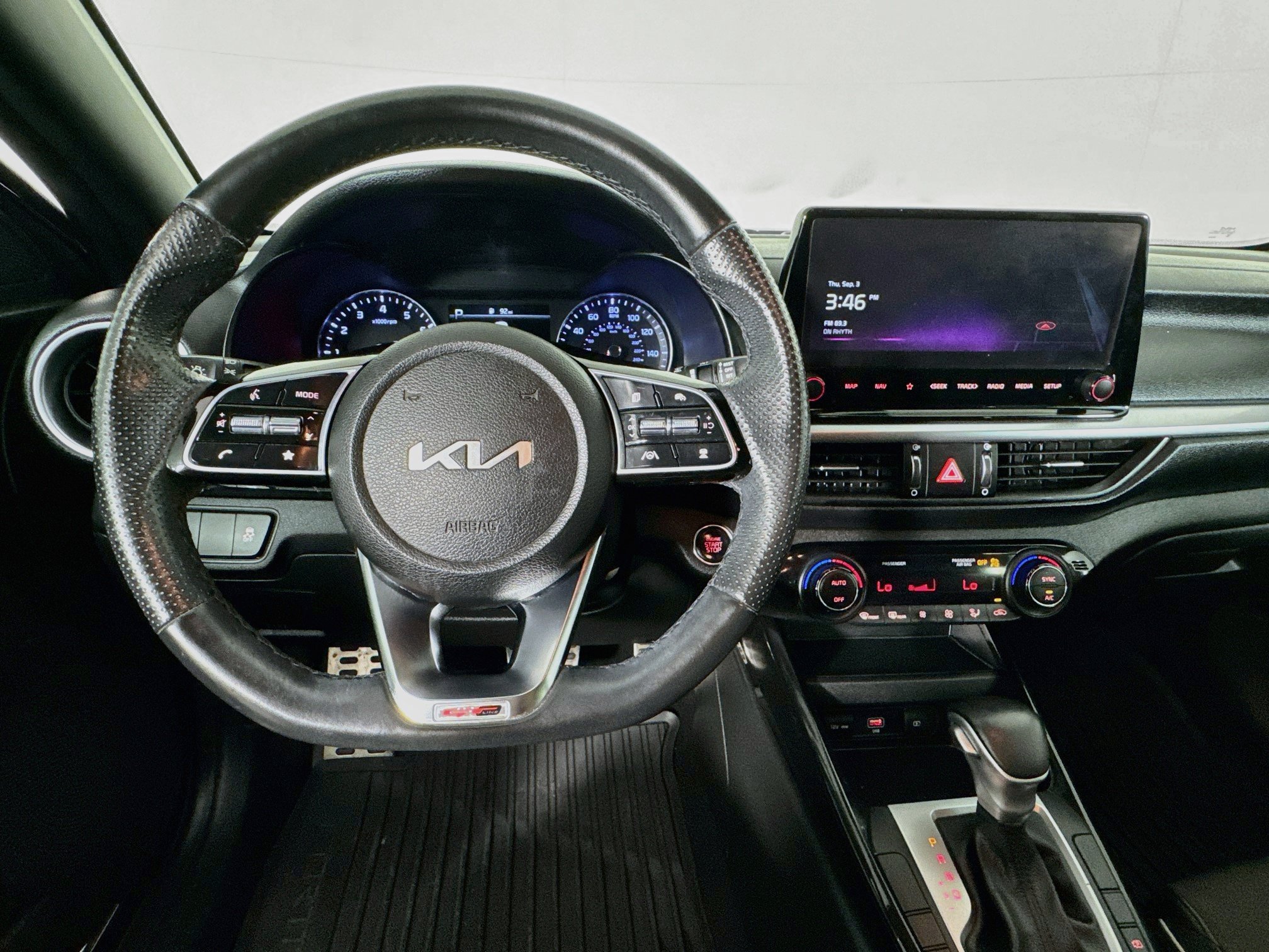 Used 2023 Kia Forte GT-Line w/ GT-Line Technology Package FWD image 10