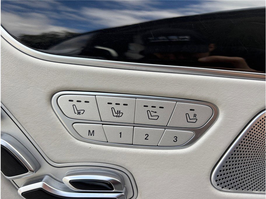 Used 2017 Mercedes-Benz S 550 S 550 Cabriolet 2D image 37