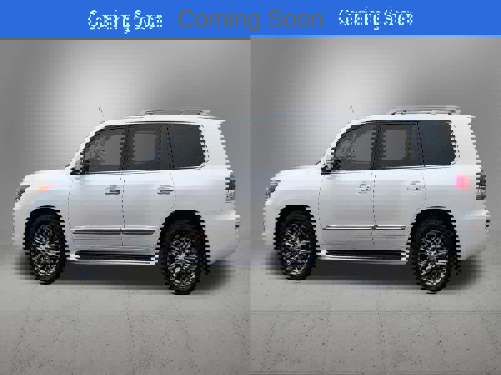 Used 2013 Lexus LX 570 4WD w/ Luxury Pkg image 3