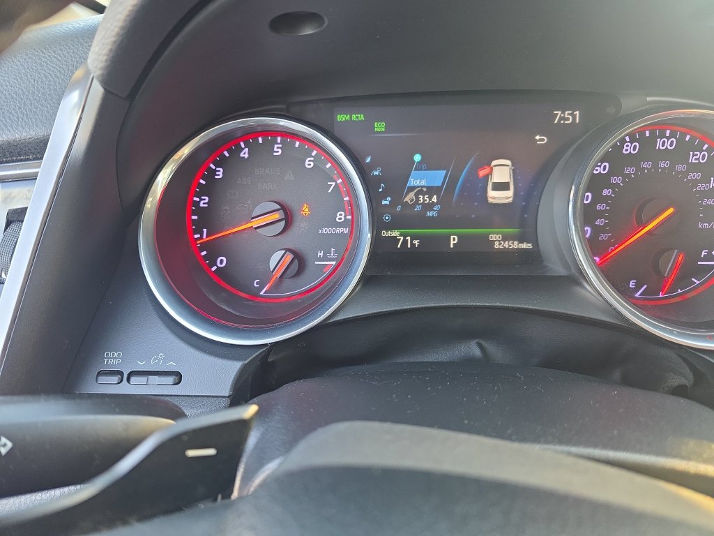 Used 2019 Toyota Camry XSE FWD image 15