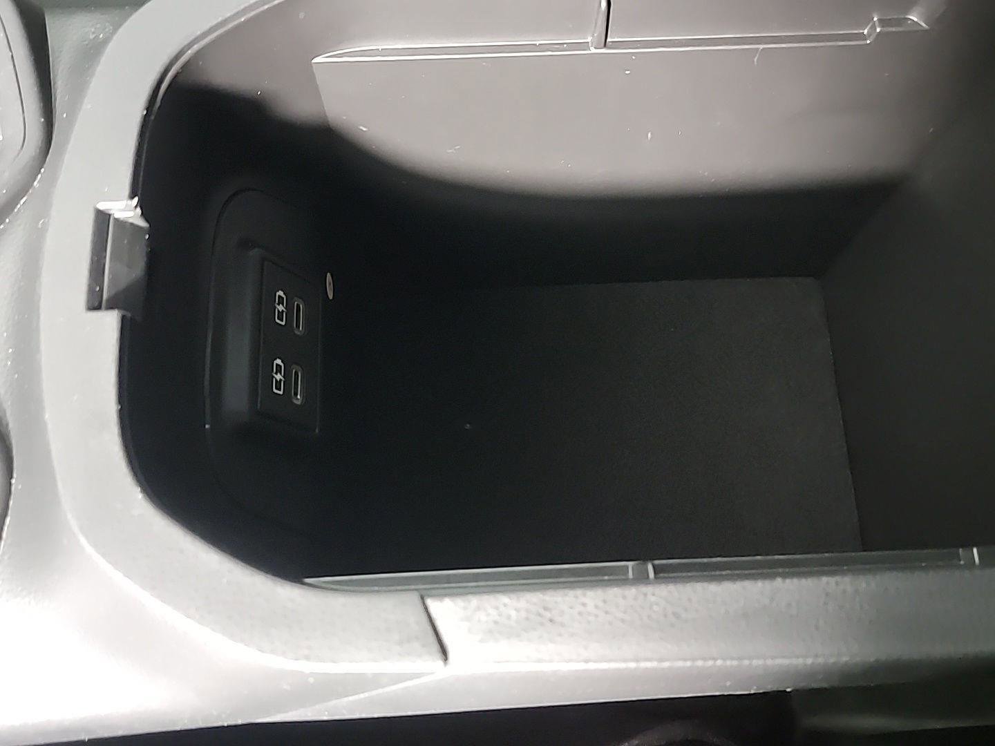 Used 2024 Toyota RAV4 XLE image 34