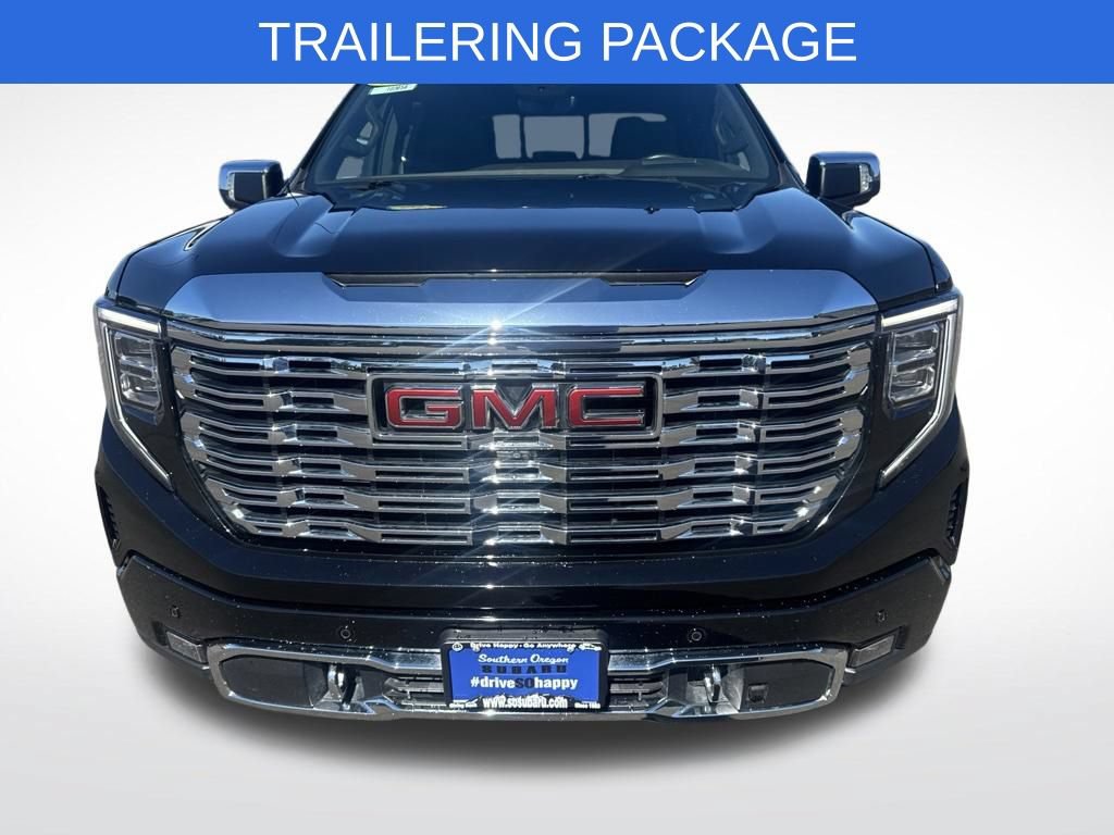 Used 2023 GMC Sierra 1500 Denali w/ Denali Reserve Package AWD/4WD image 2