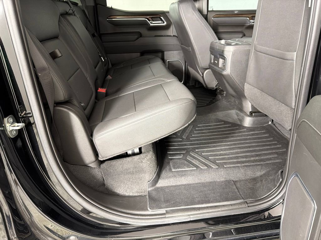 Used 2023 Chevrolet Silverado 1500 LT w/ Z71 Off-Road Package image 15
