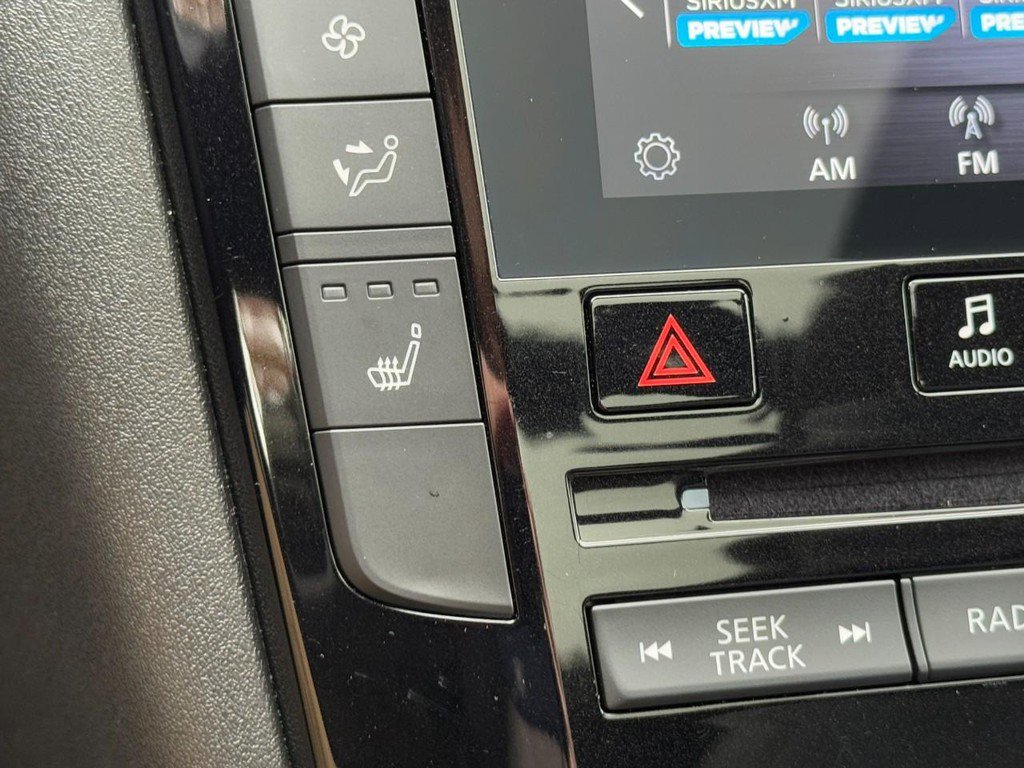 Used 2025 INFINITI QX50 Luxe image 23