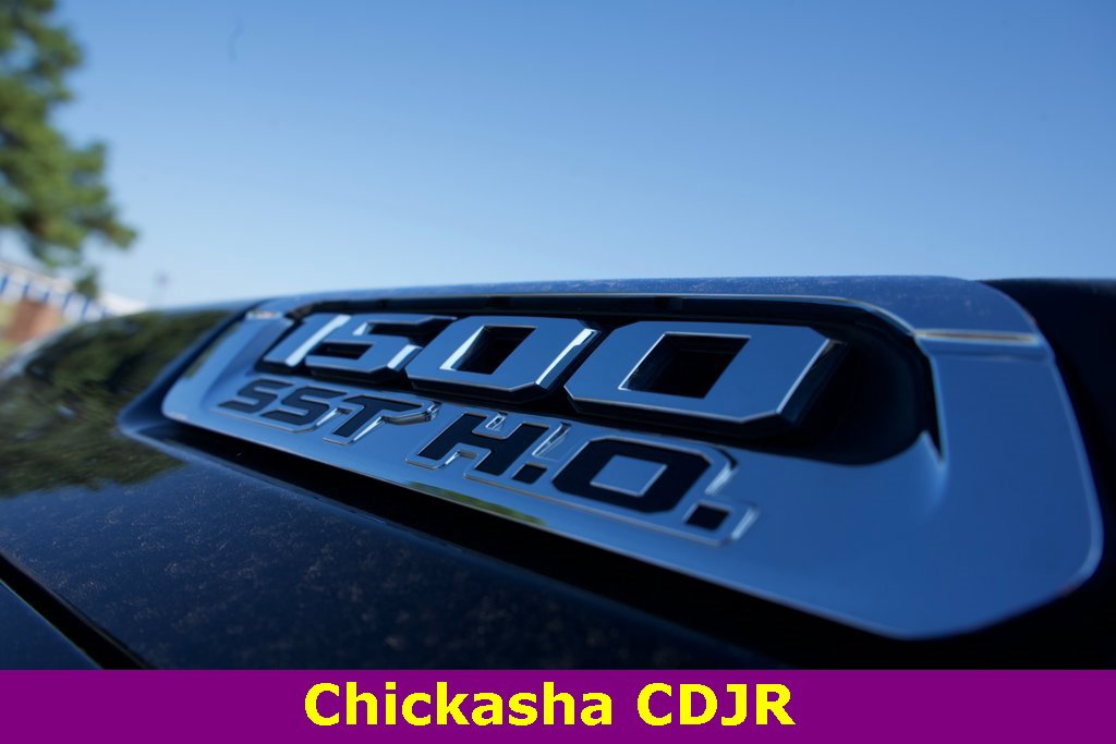 New 2025 RAM 1500 Limited w/ Trailer Tow Group image 30
